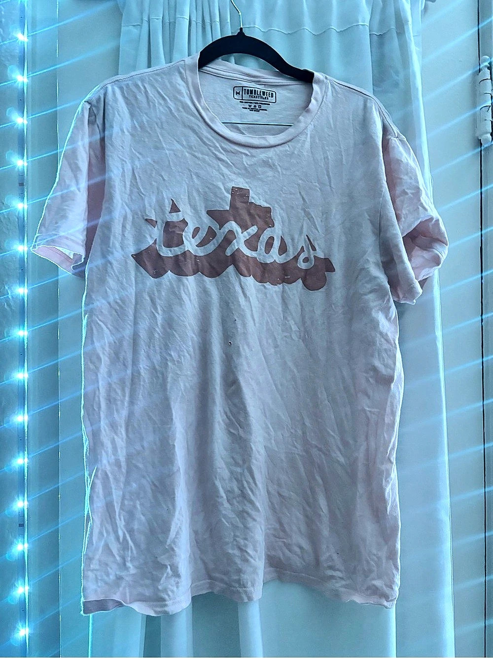 Tumbleweed Textyles Graphic Short Sleeve Tee in Pink Size Medium